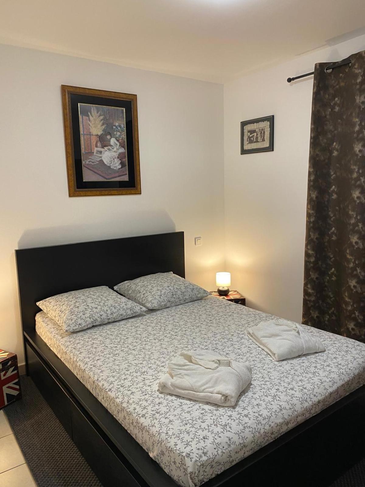 Agreable Rez De Jardin Avec Piscine Et Jacuzzi Leilighet Cervione Eksteriør bilde